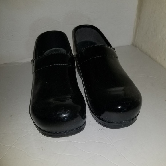 Dansko shoes size 40 - Picture 1 of 7
